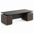 Scrivania direzionale 200 x 90 x 75 cm con cassetti e vano contenitore, Nero effetto marmo/Marrone scuro effetto rovere