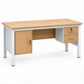 Scrivania rettangolare 120 x 60 x 75 cm in rovere chiaro e bianco con 2 cassetti, vano con anta e serrature